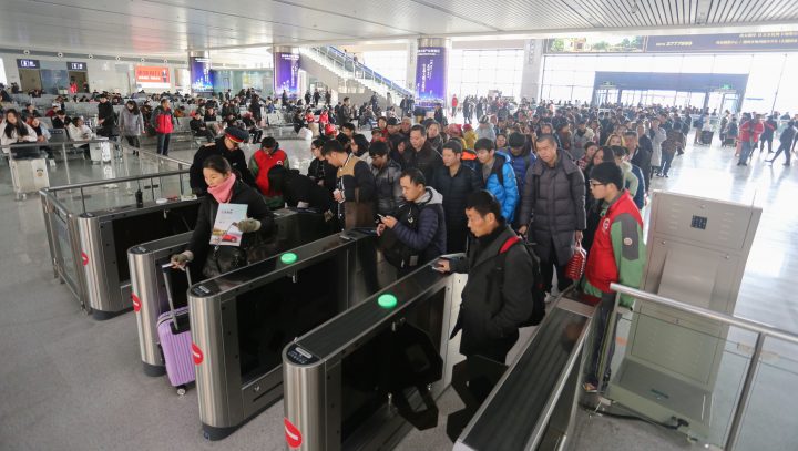 自助通關,高鐵車站快速通道口,高鐵二維碼通道