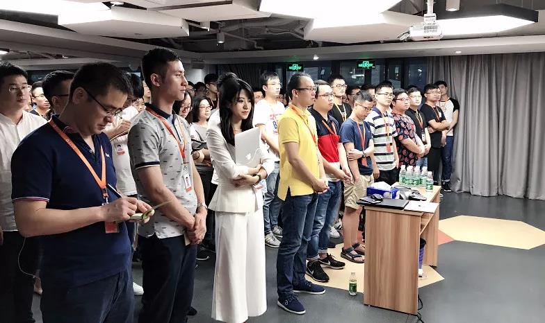 盒子科技半年度CEO報(bào)告會(huì):不忘初心,再創(chuàng)輝煌